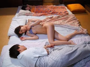 Cô gái dễ thương và mềm mại được chụp ảnh trong phòng theo giờ của khách sạn theo chủ đề đã có mối quan hệ bí mật với một đồng nghiệp nam trong công ty ~ liếm láp và vuốt ve nhau, cảm thấy hạnh phúc đến chết đi được...