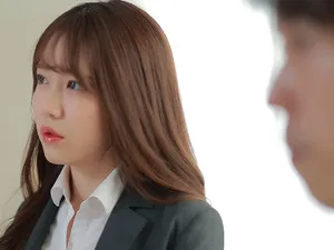 Dùng máy rung để làm em người yêu sướng phọt nước lồn